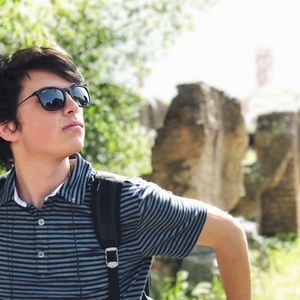 Meet your Posher, Evan